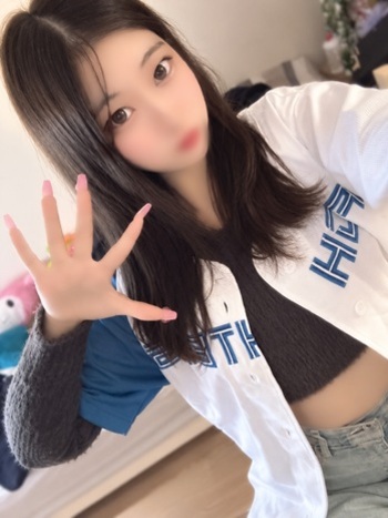 ももあ
